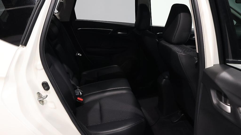 2013 Honda Fit Hybrid L-Package image 356339