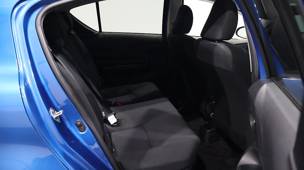2015 Toyota Aqua S Model, Push Start image 353526