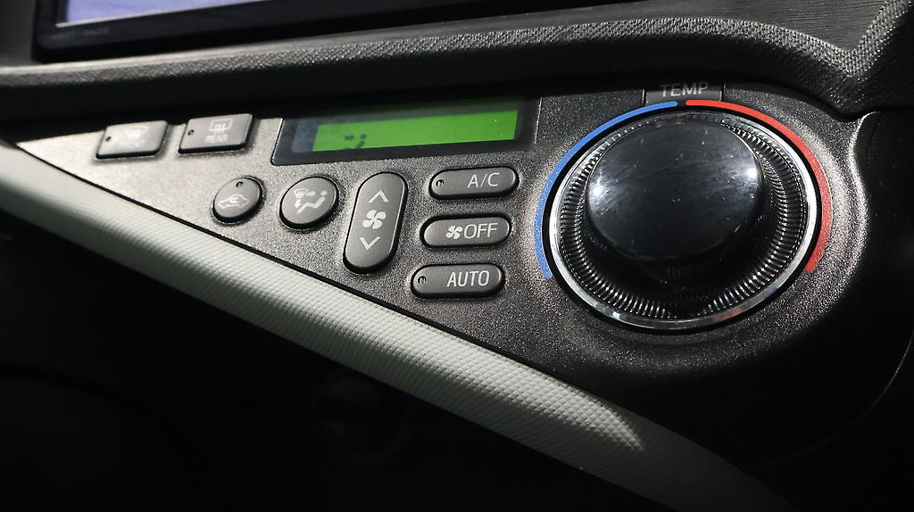 2013 Toyota Aqua S Model, Push Start, Reverse Camera image 356258