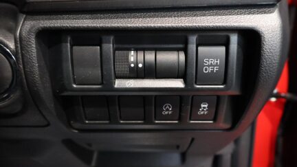 2017 Subaru XV 2.0i-L Eyesight Black Leather Selection image 353054