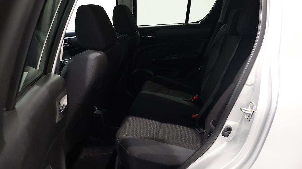 2014 Suzuki Swift XG, Push Start image 354854