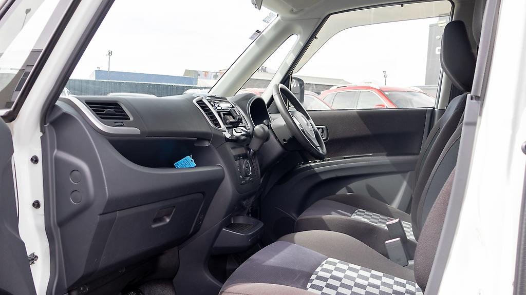 2012 Mitsubishi Delica D:2 SAS & G White Limited image 356930