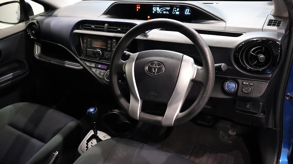 2015 Toyota Aqua S Model, Push Start image 353529
