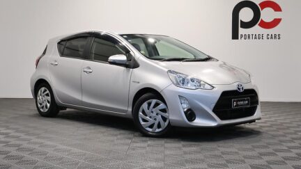 2015 Toyota Aqua S Model, Push Start, Reverse Camera image 357129