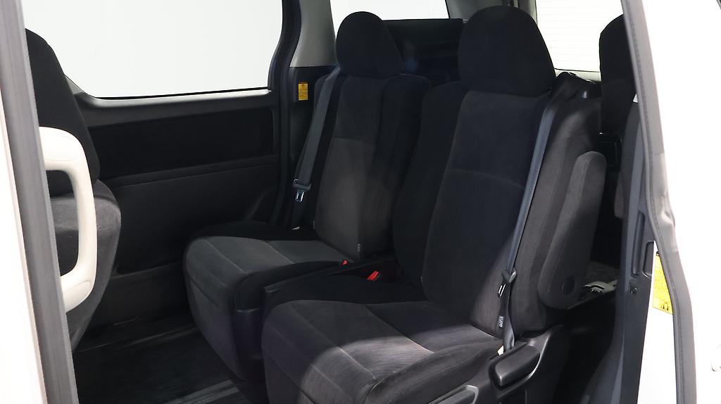 2013 Toyota Alphard 240S image 357531