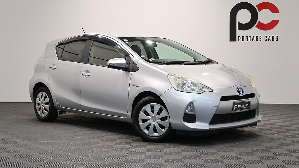 2013 Toyota Aqua G Model + Push Button Start image 354679