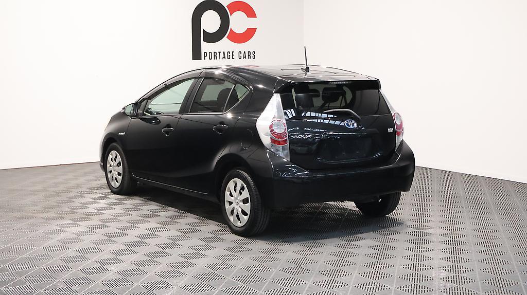2013 Toyota Aqua G Model, Push Start, Reverse Camera image 356032