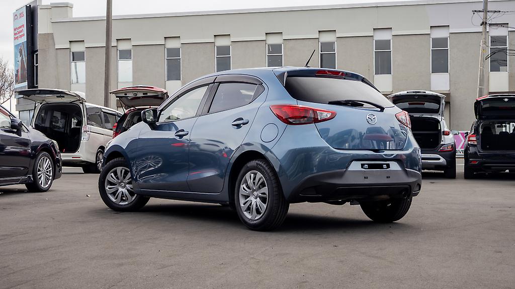 2015 Mazda Demio 13C Push start image 357304