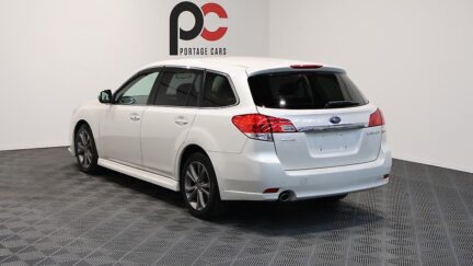 2013 Subaru Legacy Touring Wagon 2.5i Eyesight B-Sport G AWD image 353338