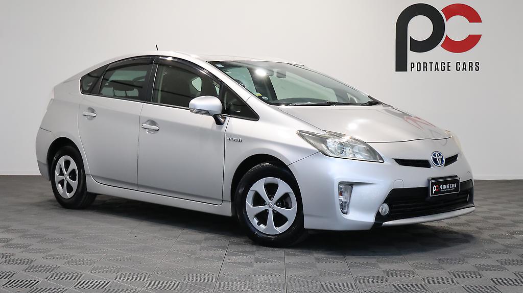2013 Toyota Prius S Model image 356395