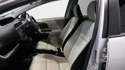2013 Toyota Aqua Hybrid S Smart Entry Navi ready Package image 357467