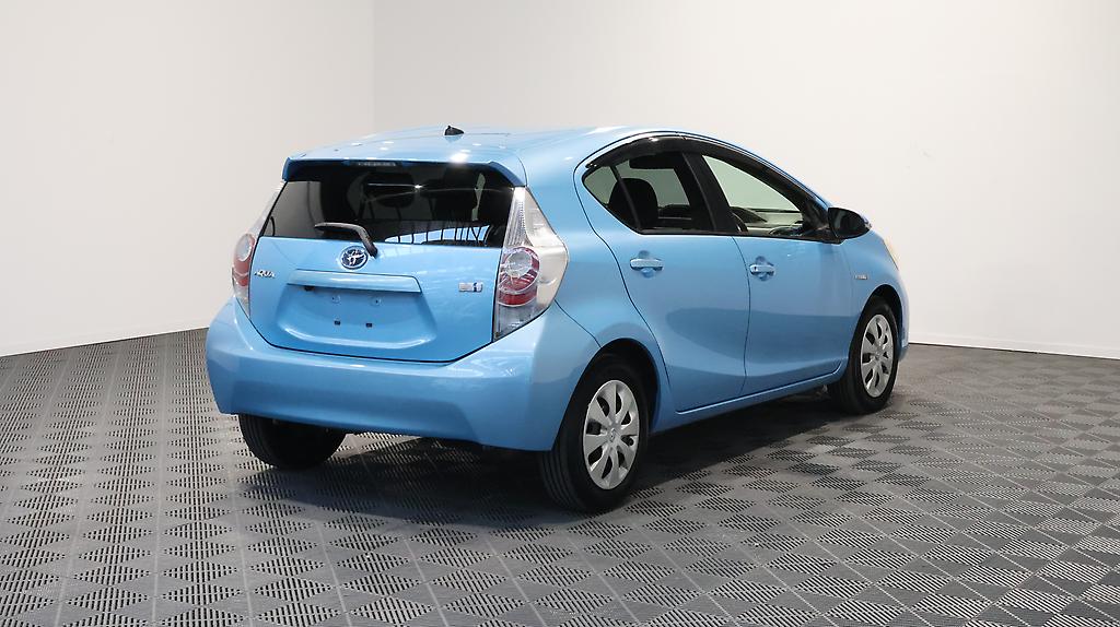 2013 Toyota Aqua S MODEL – PUSH START image 357550