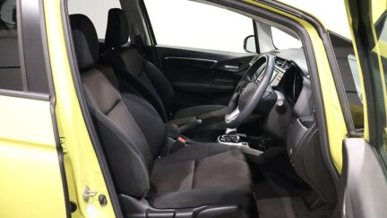 2015 Honda Fit Hybrid F Package image 354668