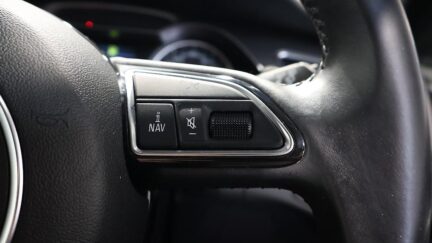 2013 Audi A4 Avant 2.0TFSI Quattro 4WD image 353622