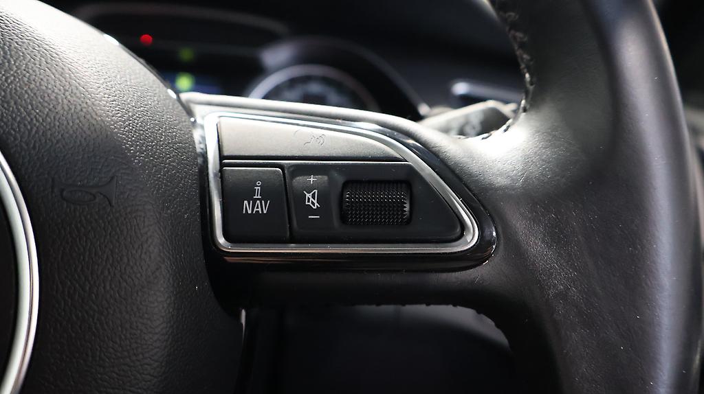 2013 Audi A4 Avant 2.0TFSI Quattro 4WD image 353622