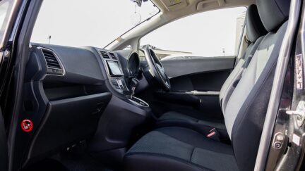 2012 Toyota Ractis G Model Push start image 353446