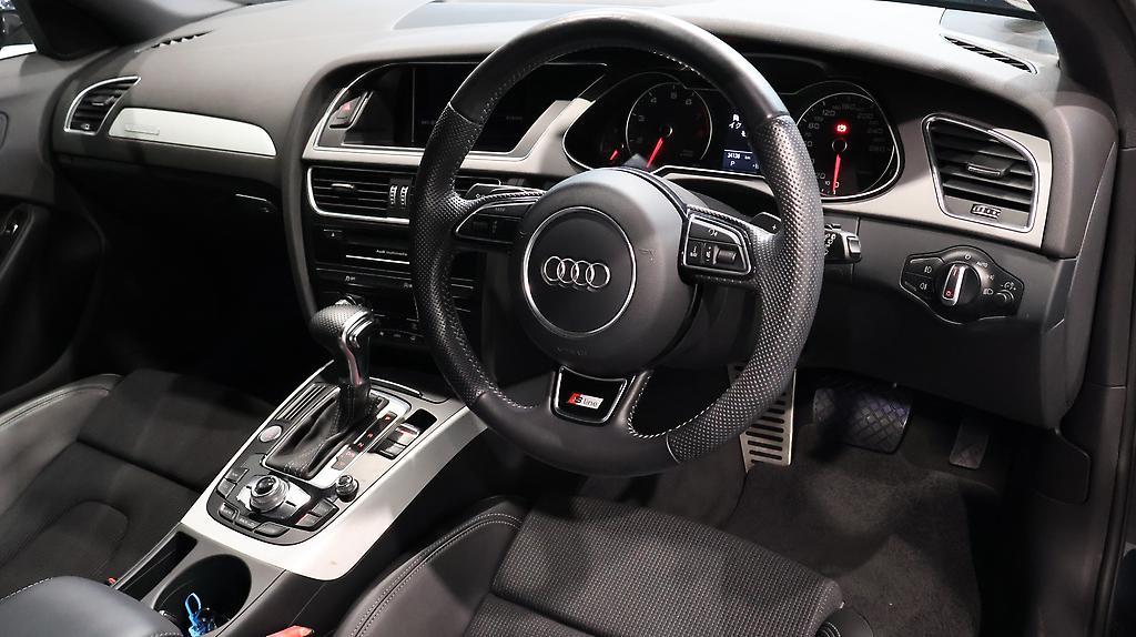 2012 Audi A4 Avant 2.0 TFSI Quattro S-line Package 4WD image 355154