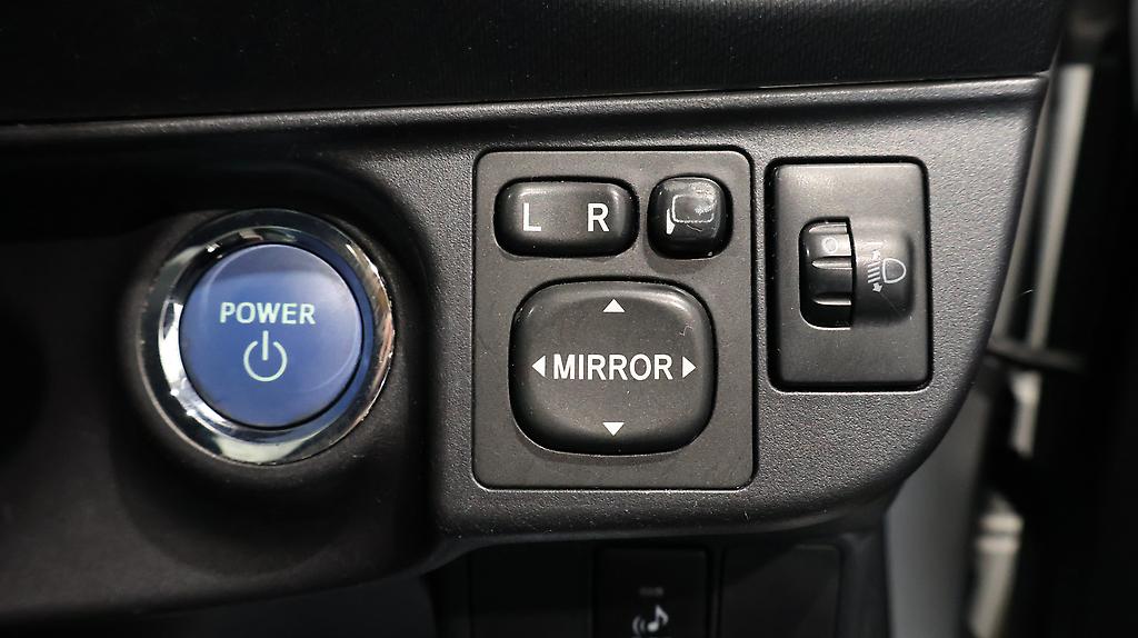 2013 Toyota Aqua S Model, Push Start, Reverse Camera image 355959