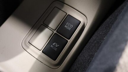 2013 Toyota Aqua Hybrid S Smart Entry Navi ready Package image 357478