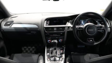 2012 Audi A4 Avant 2.0 TFSI S-Line Package image 355006