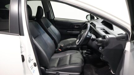2013 Toyota Aqua G Model, Push Start image 355907
