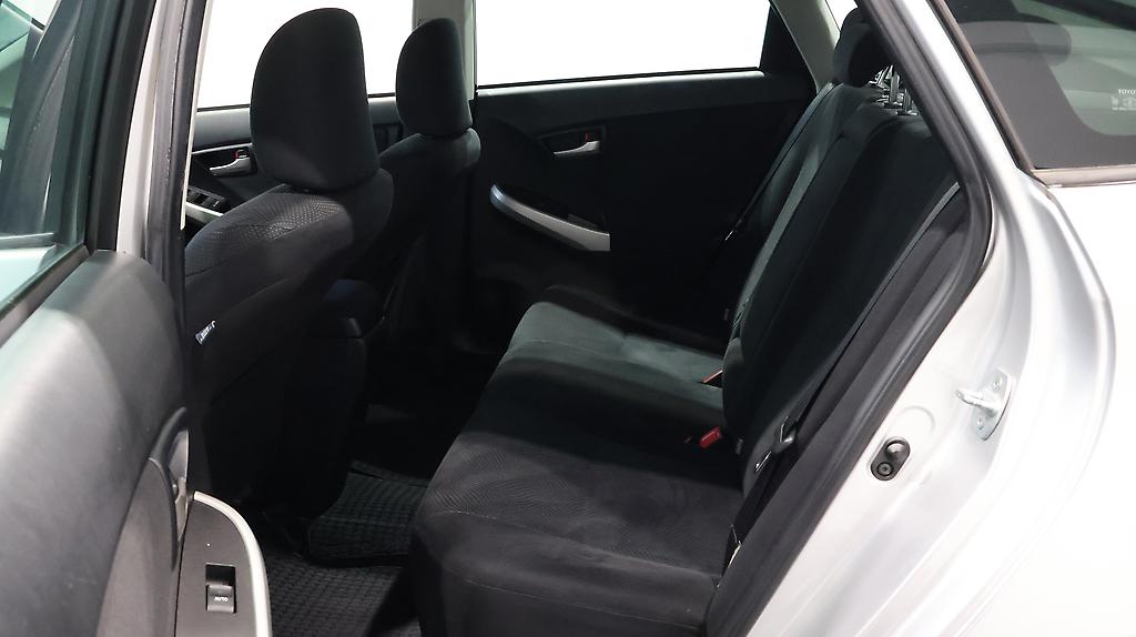 2013 Toyota Prius S Model image 356623