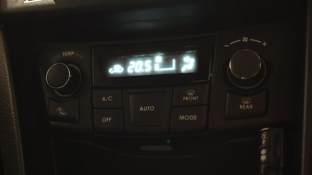2014 Suzuki Swift XG-DJE image 353596