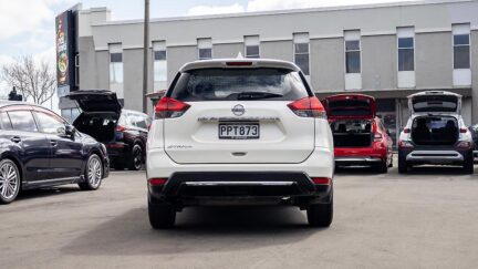 2022 Nissan X-trail ST 2.5P/4WD/NZ NEW image 355812