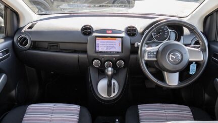 2013 Mazda Demio 1.3S LOW KMS I stop image 352918