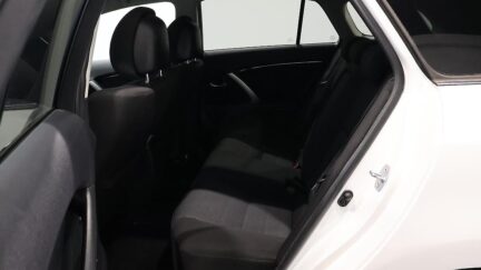 2013 Toyota Avensis Wagon Xi image 356728