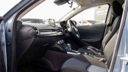 2015 Mazda Demio 13S push start,i stop image 357789