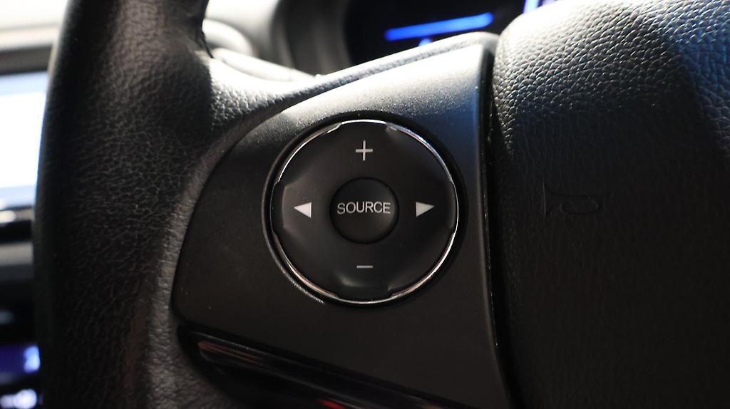 2015 Honda Vezel Hybrid Z image 355520