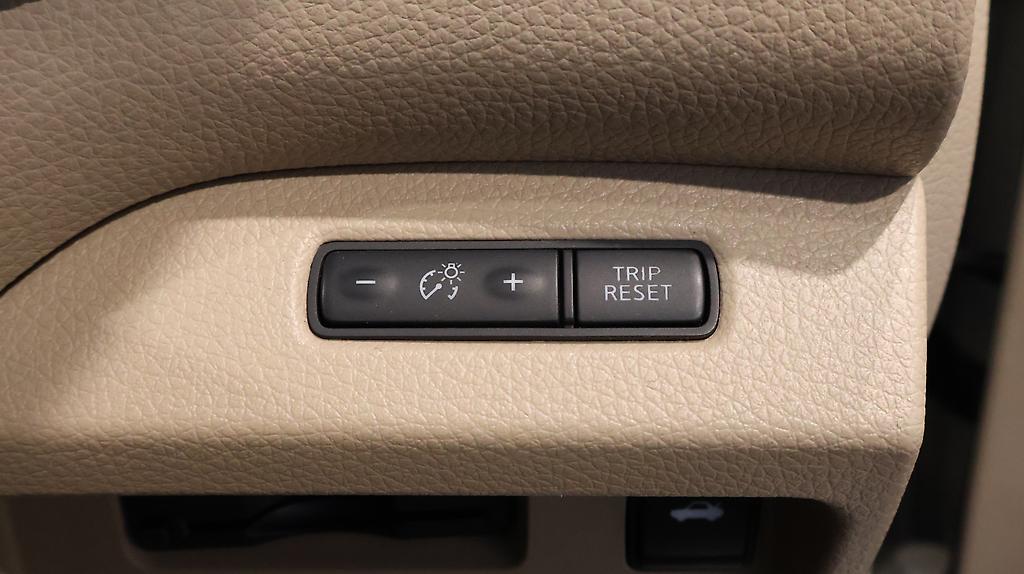 2016 Nissan Teana XL Navi AVM Pkg image 357975
