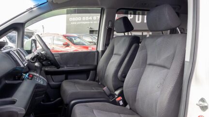 2012 Honda Step Wagon Spada 8 seater Keyless start image 357005