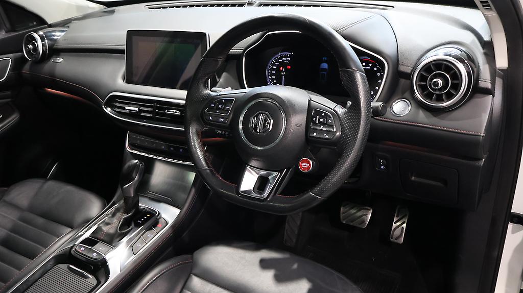 2022 MG HS 2.0PT/4WD/6AT image 358015