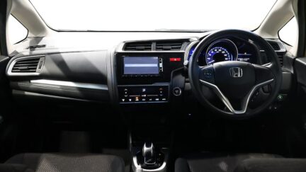 2015 Honda Fit Hybrid F Package image 354669
