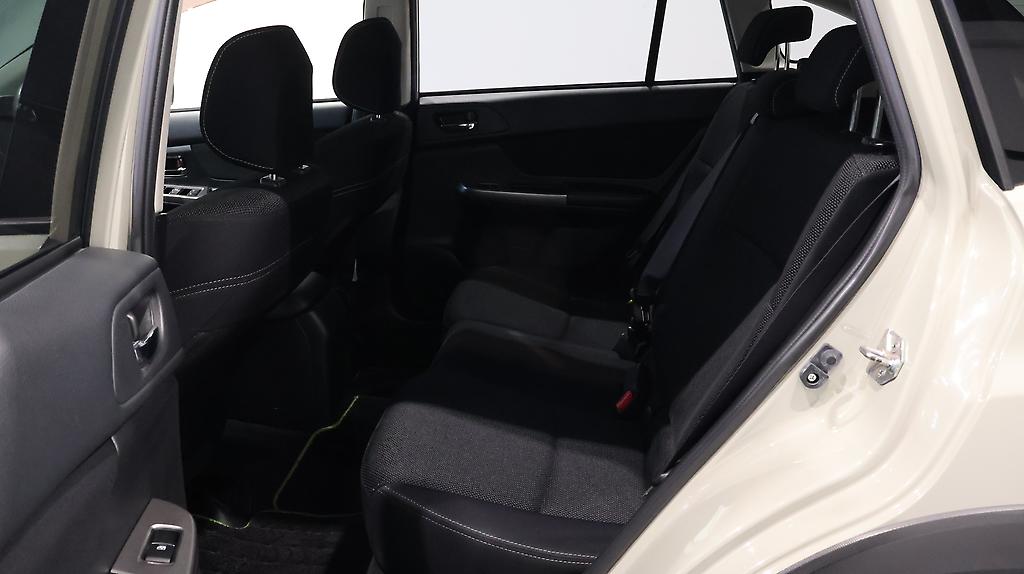 2015 Subaru XV 2.0i-L Eyesight AWD image 356316