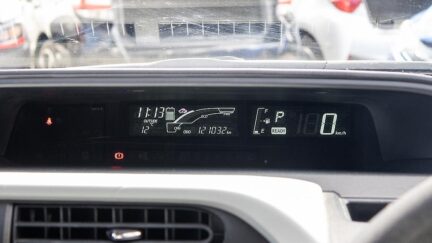 2013 Toyota Aqua Hybrid F spec , Push start image 357817