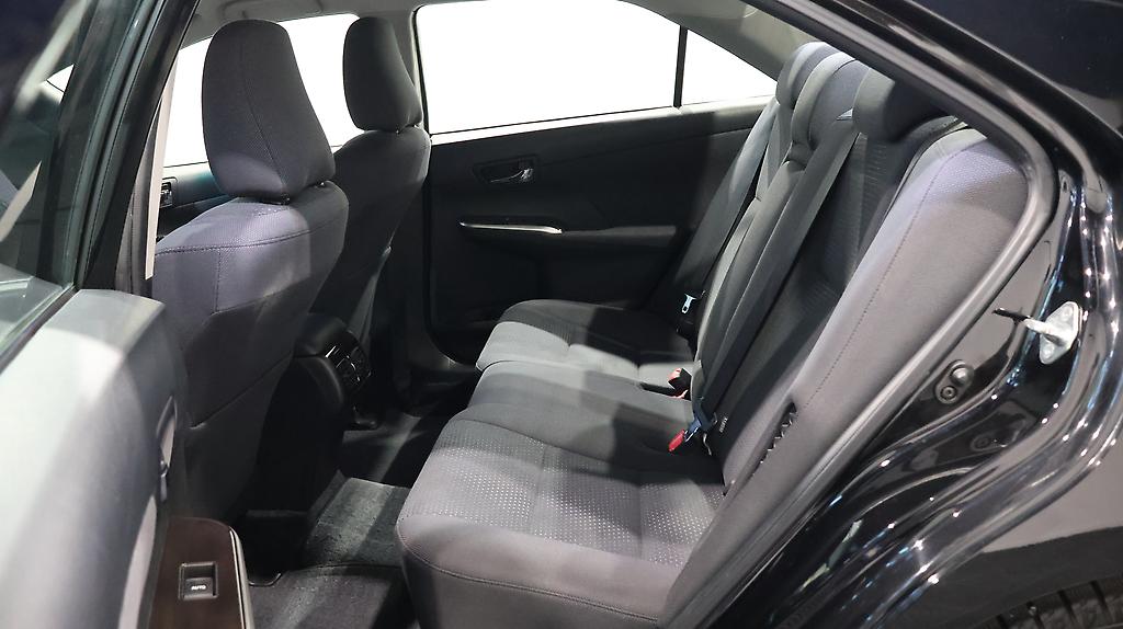 2012 Toyota Camry Hybrid, Push Start image 352750