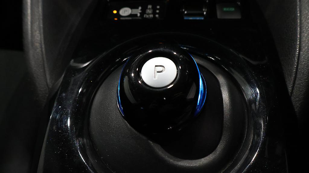 2018 Nissan Leaf X Model, 86.55% SOH image 352583