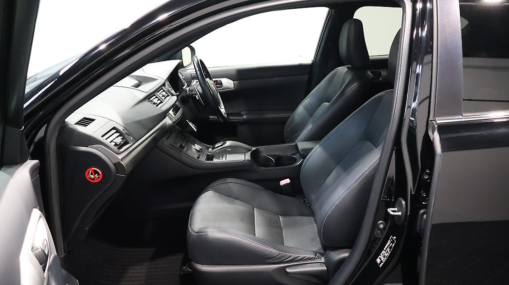 2012 Lexus CT 200h F Sports image 355580