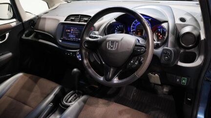 2012 Honda Fit Shuttle Hybrid Smart Selection image 353461