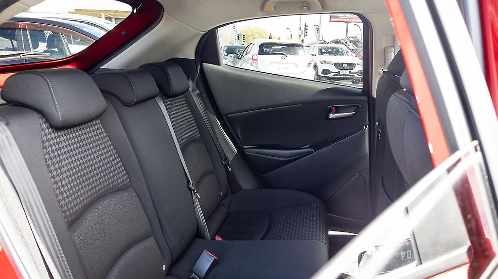 2017 Mazda Demio 13s Skyactiv image 357741