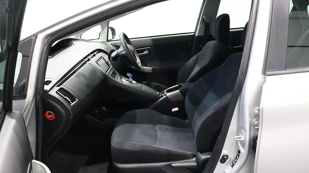 2013 Toyota Prius S Model image 356622