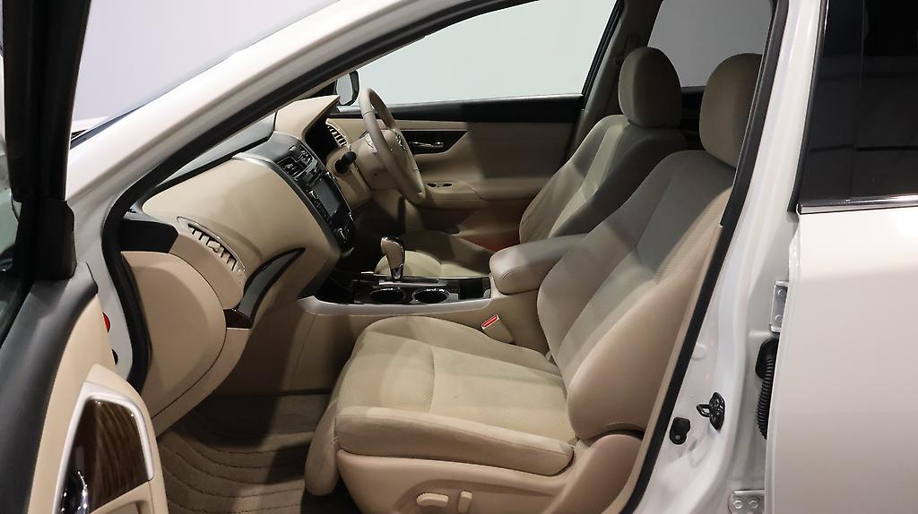 2016 Nissan Teana XL Navi AVM Pkg image 357965