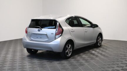 2015 Toyota Aqua S Model, Push Start, Reverse Camera image 356268