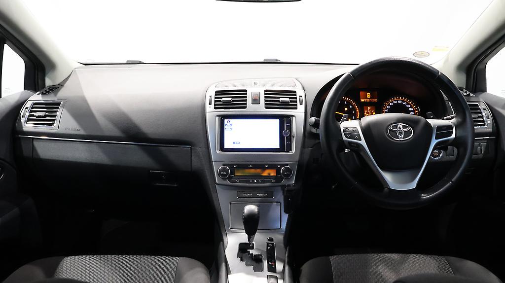 2013 Toyota Avensis Wagon Xi image 356731