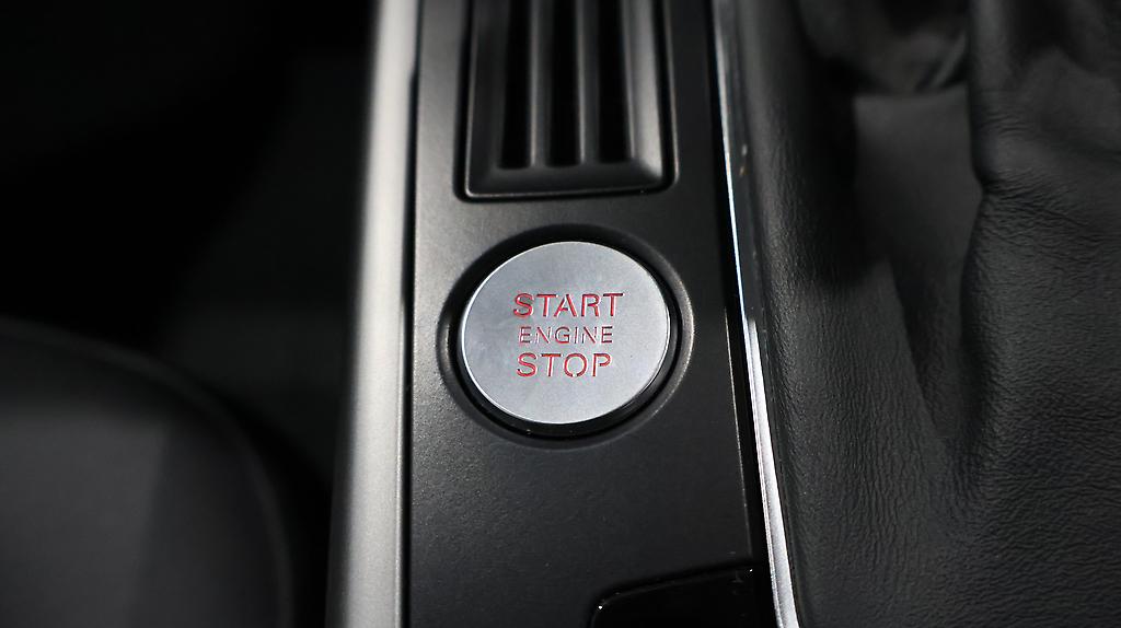 2013 Audi A4 Avant 2.0TFSI Quattro 4WD image 353623