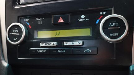 2012 Toyota Camry Hybrid, Push Start image 352755
