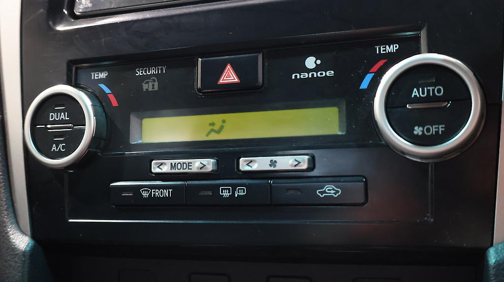 2012 Toyota Camry Hybrid, Push Start image 352755